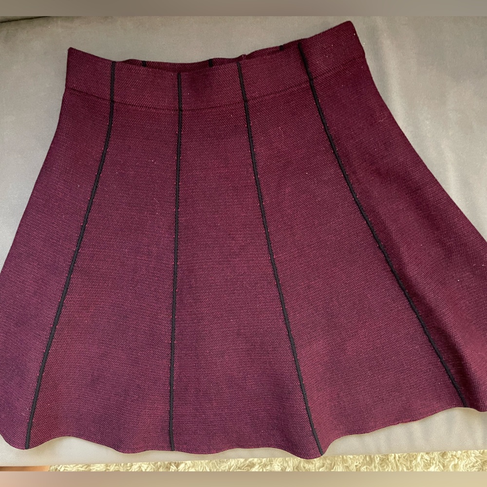 VERY J -burgundy mini skirt